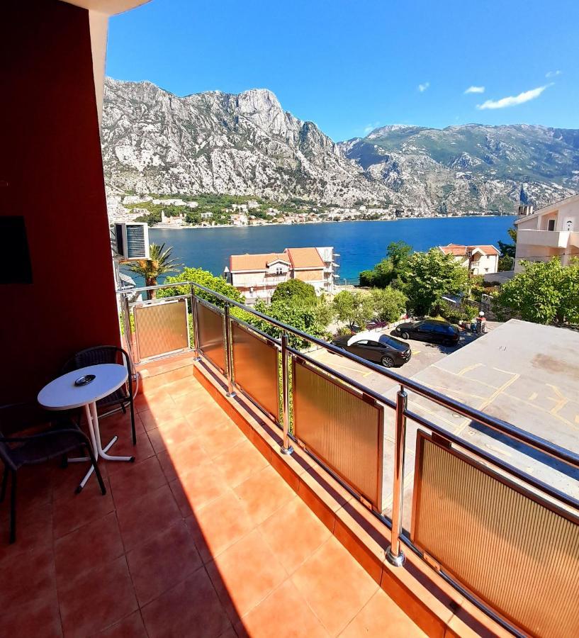 Hotel Bokeljski Dvori Kotor Exterior photo