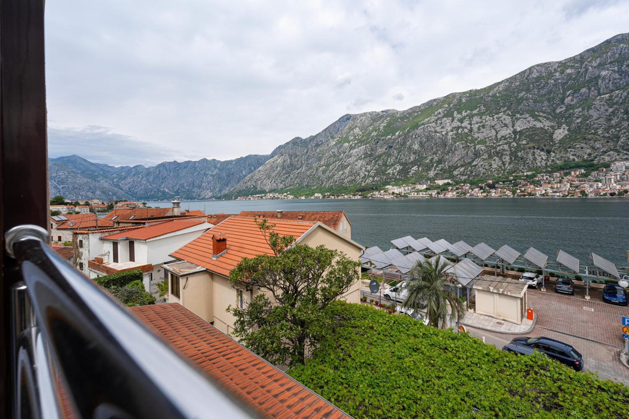 Hotel Bokeljski Dvori Kotor Room photo