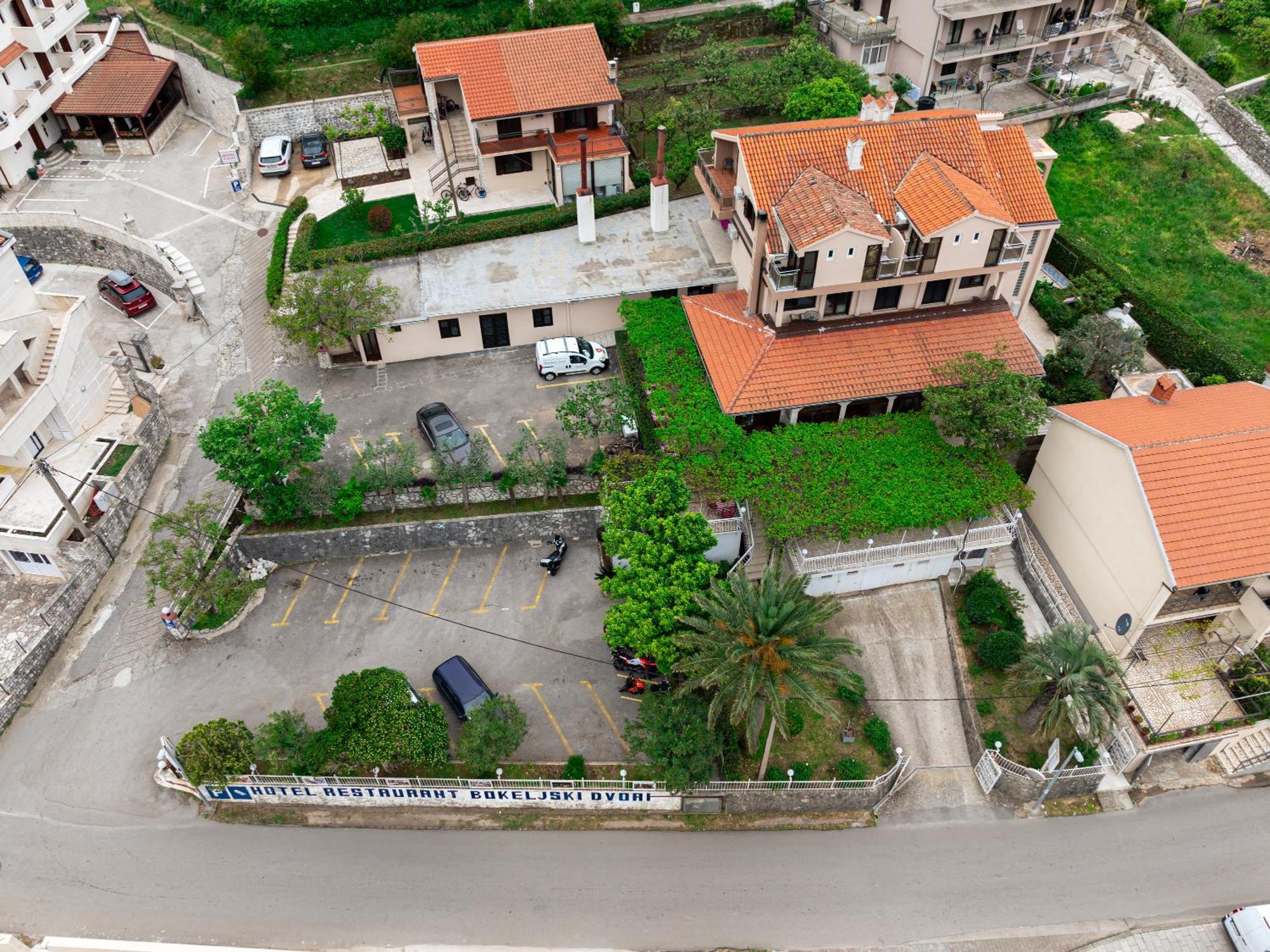 Hotel Bokeljski Dvori Kotor Exterior photo